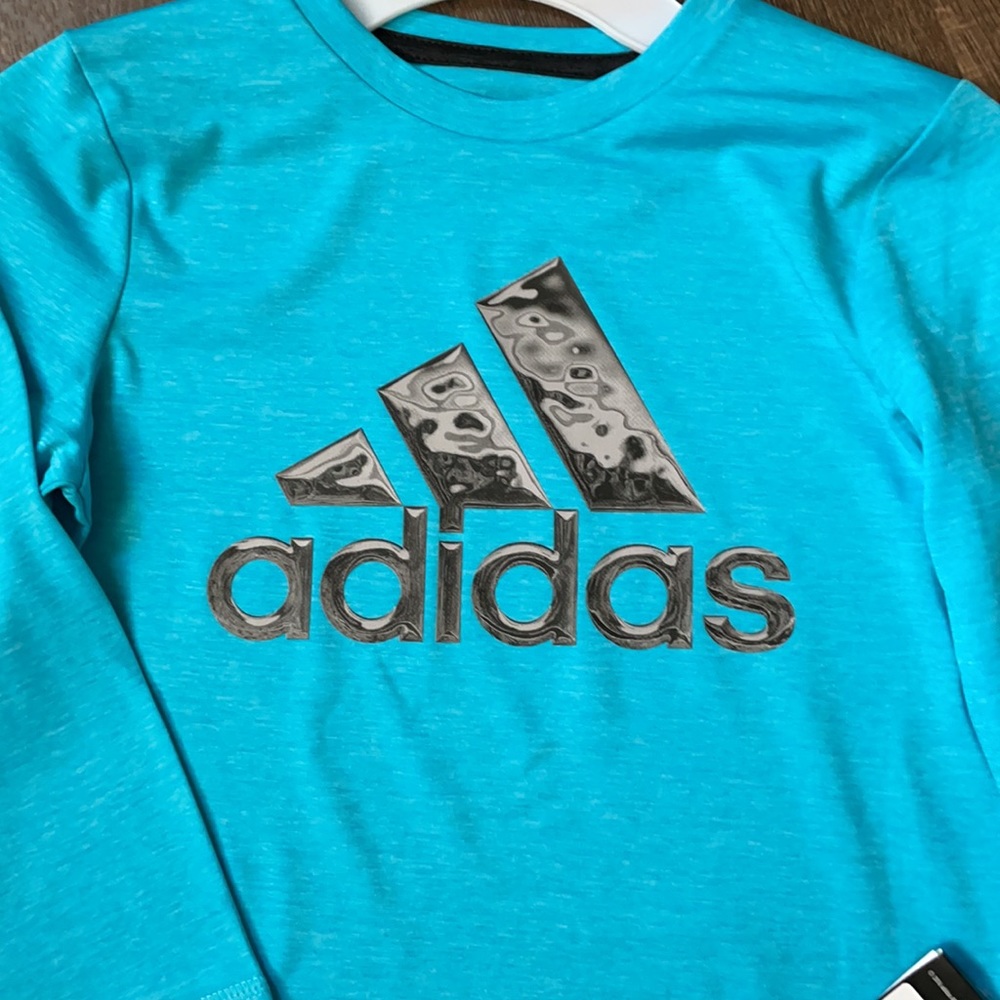 Boys Adidas long sleeve size 4 turquoise